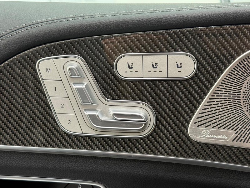 Mercedes-Benz GLE Vehicle Image 10