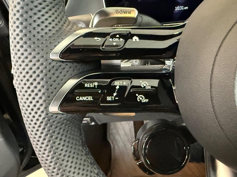 Mercedes-Benz AMG GT Vehicle Image 11