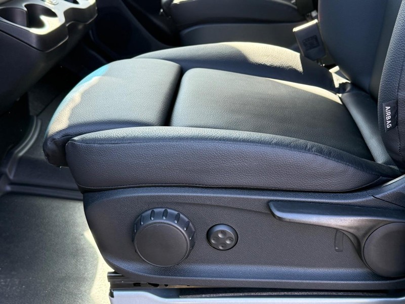 Mercedes-Benz Sprinter Passenger Van Vehicle Image 18