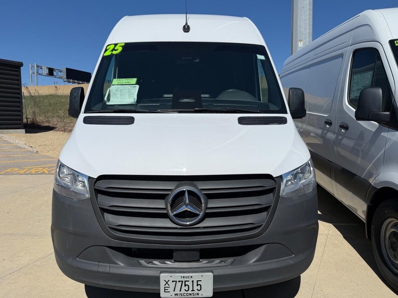 Mercedes-Benz Sprinter Cargo Van Vehicle Image 7