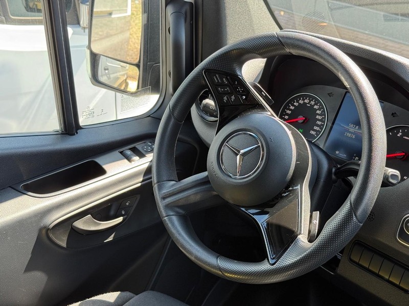 Mercedes-Benz Sprinter Cargo Van Vehicle Image 11