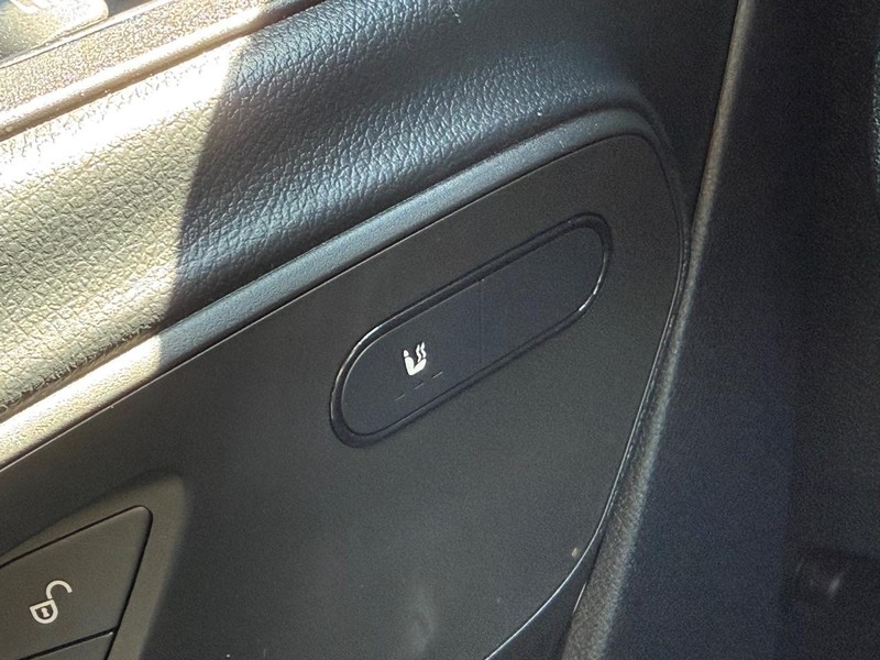 Mercedes-Benz Sprinter Cargo Van Vehicle Image 17