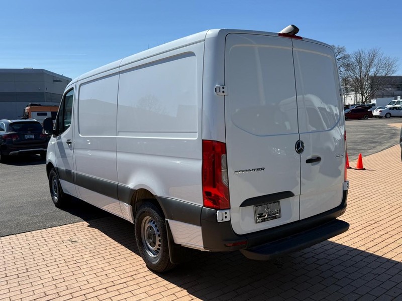 Mercedes-Benz Sprinter Cargo Van Vehicle Image 5