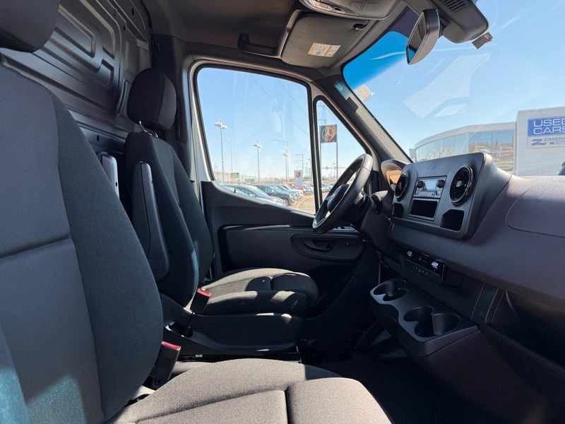 Mercedes-Benz Sprinter Cargo Van Vehicle Image 10