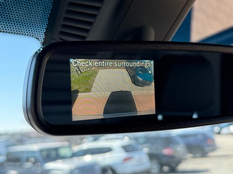 Mercedes-Benz Sprinter Cargo Van Vehicle Image 17