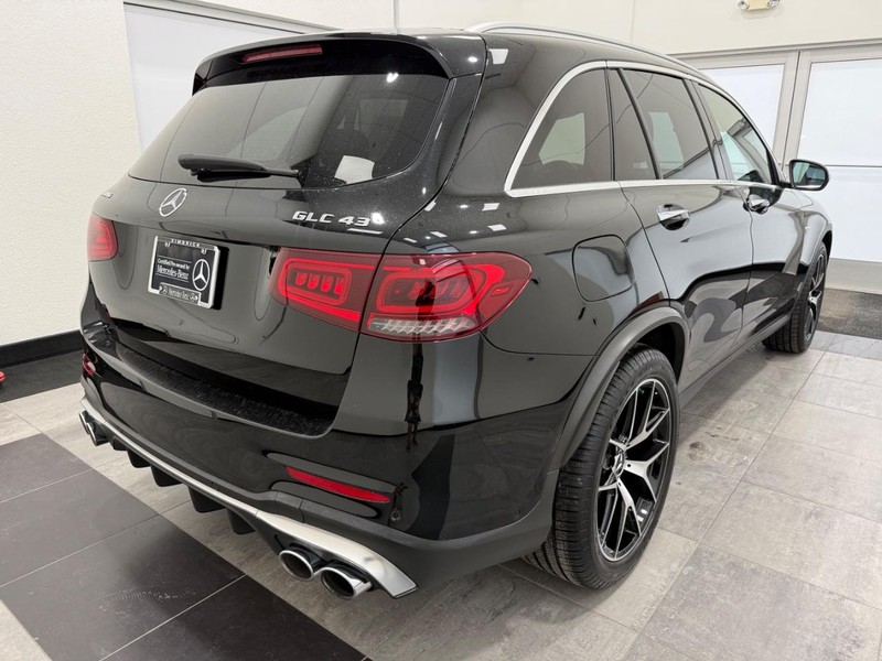 Mercedes-Benz GLC Vehicle Image 2
