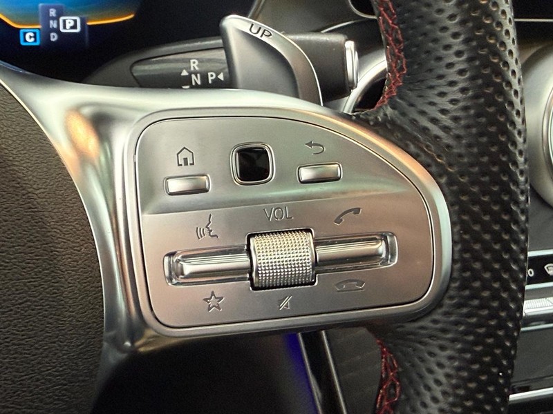 Mercedes-Benz GLC Vehicle Image 15