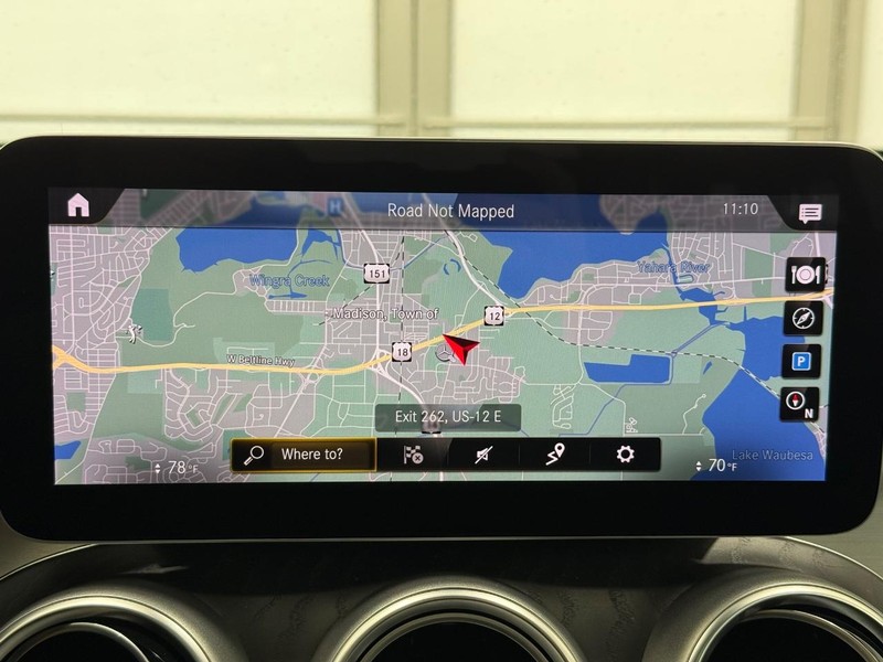 Mercedes-Benz GLC Vehicle Image 19