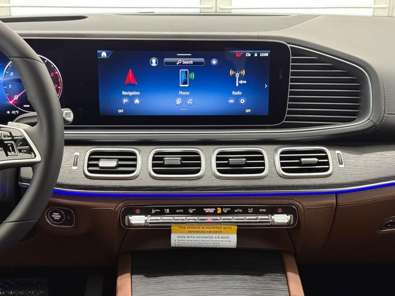 Mercedes-Benz GLE Vehicle Image 7