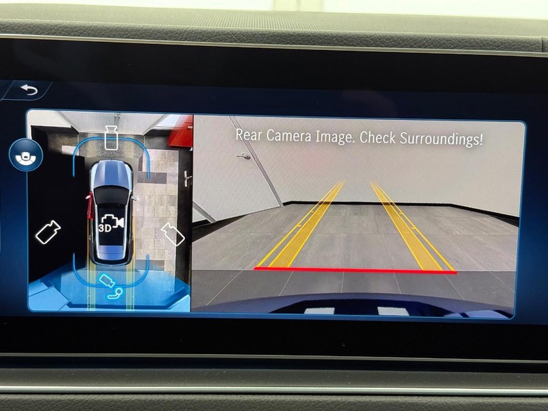 Mercedes-Benz GLE Vehicle Image 14