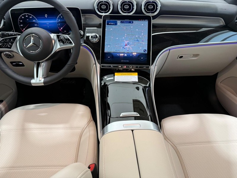 Mercedes-Benz GLC Vehicle Image 6