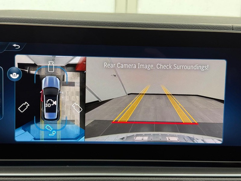 Mercedes-Benz GLE Vehicle Image 14