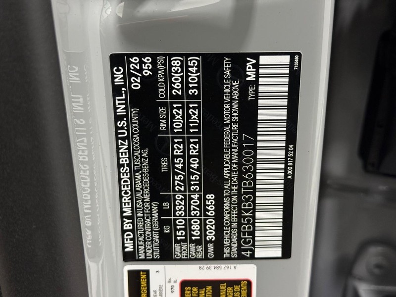 Mercedes-Benz GLE Vehicle Image 18