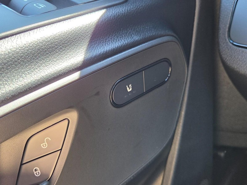 Mercedes-Benz Sprinter Van Vehicle Image 14