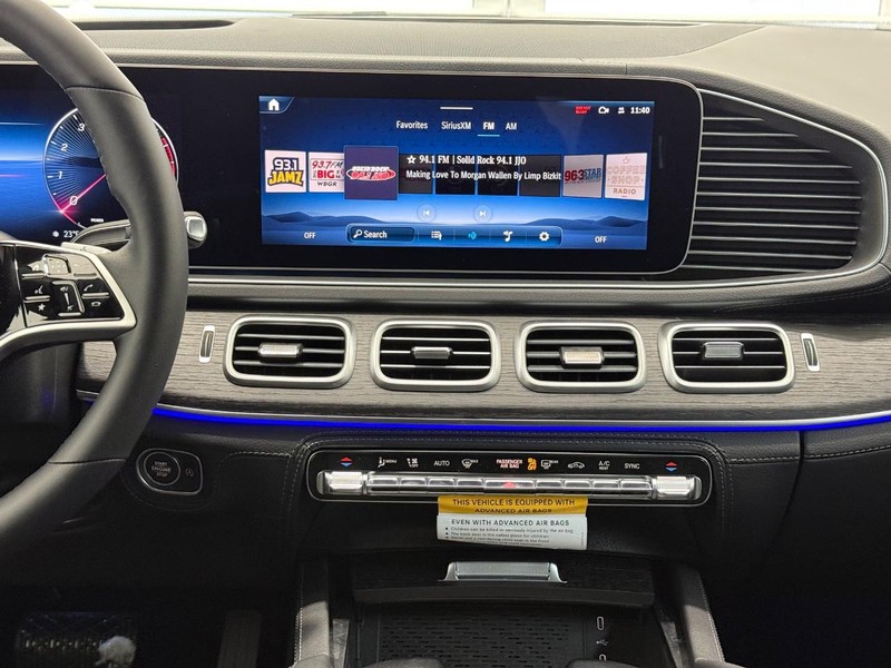Mercedes-Benz GLE Vehicle Image 7