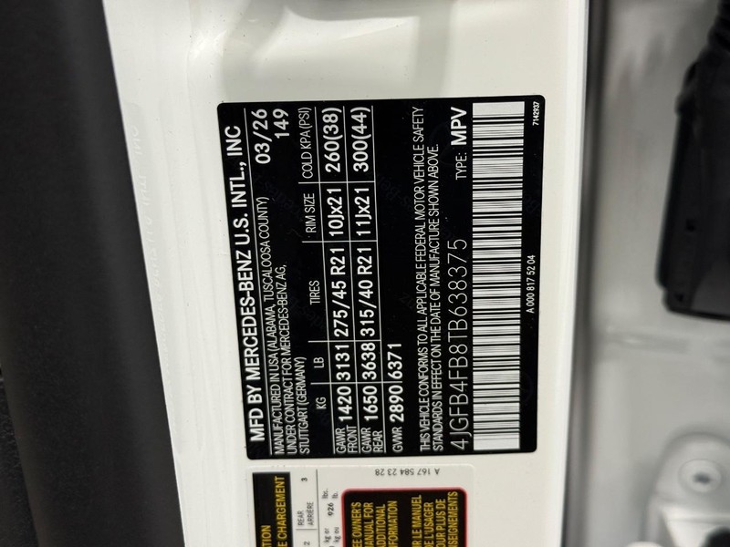 Mercedes-Benz GLE Vehicle Image 16