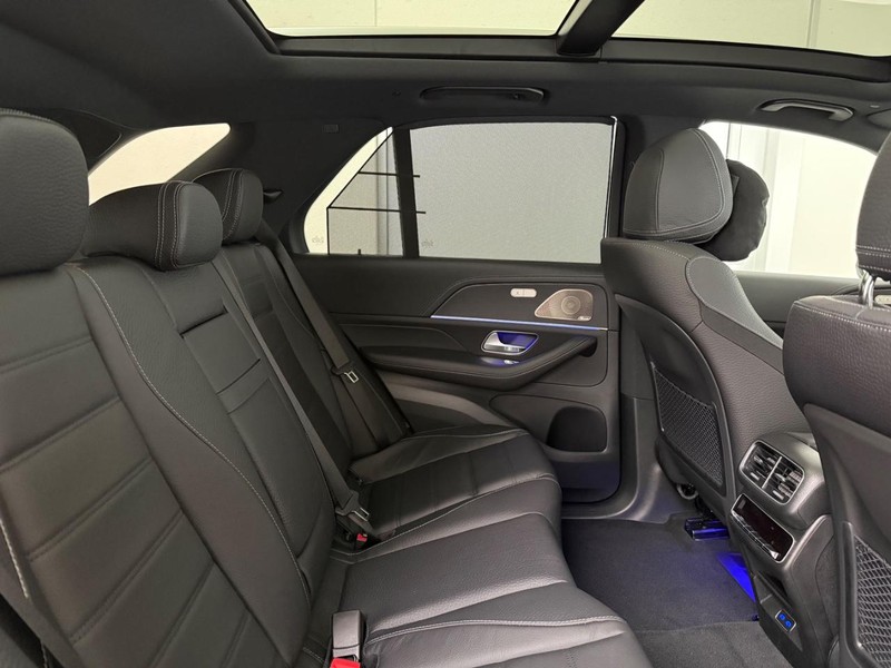 Mercedes-Benz GLE Vehicle Image 4