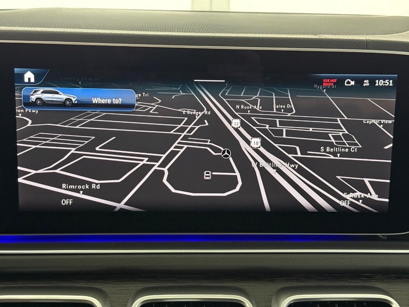 Mercedes-Benz GLE Vehicle Image 13