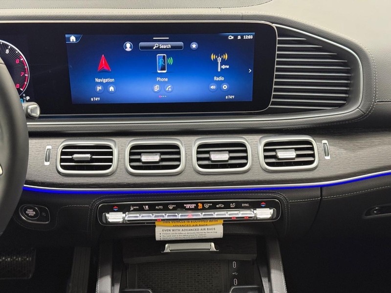 Mercedes-Benz GLE Vehicle Image 5