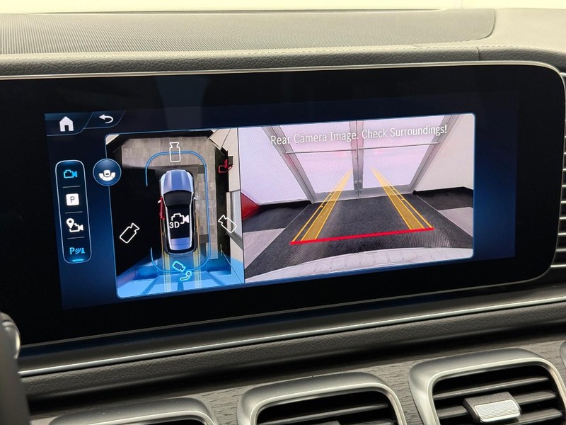 Mercedes-Benz GLE Vehicle Image 14