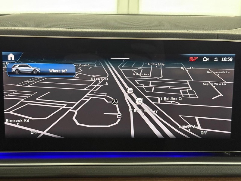 Mercedes-Benz GLE Vehicle Image 14