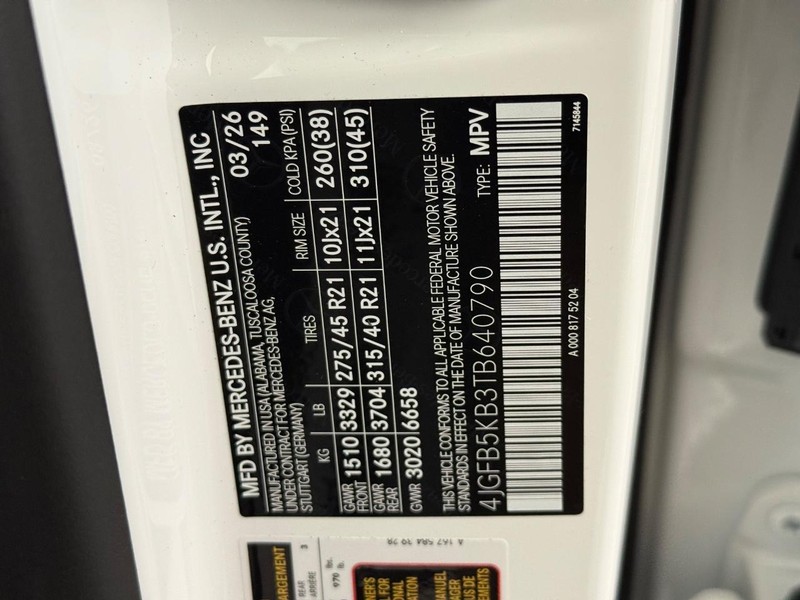 Mercedes-Benz GLE Vehicle Image 17