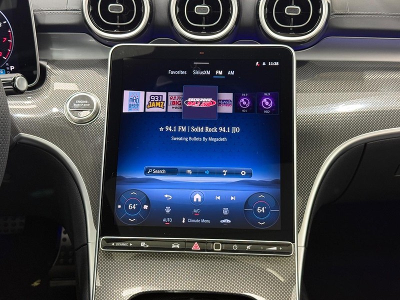 Mercedes-Benz C-Class Vehicle Image 7