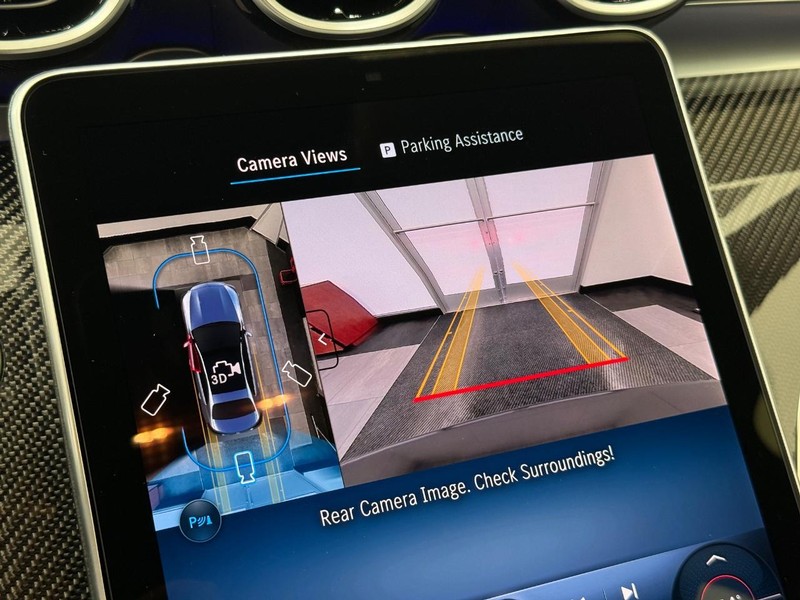 Mercedes-Benz C-Class Vehicle Image 16