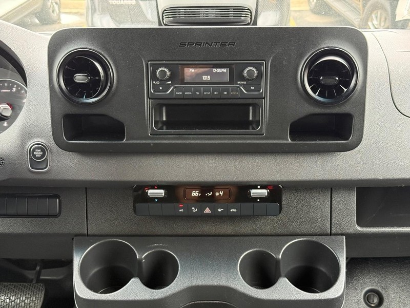 Mercedes-Benz Sprinter Cargo Van Vehicle Full-screen Gallery Image 12