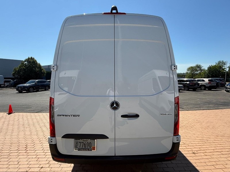 Mercedes-Benz Sprinter Cargo Van Vehicle Image 4