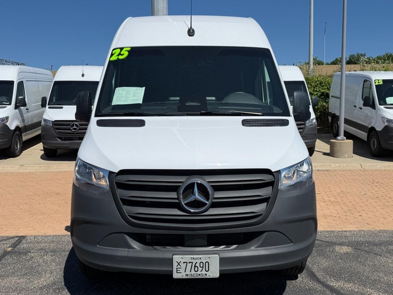 Mercedes-Benz Sprinter Cargo Van Vehicle Image 9