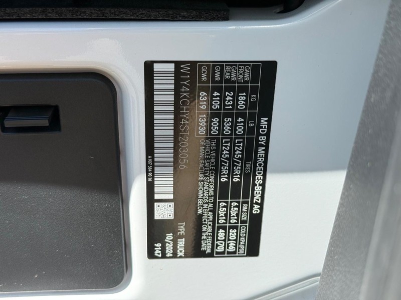 Mercedes-Benz Sprinter Cargo Van Vehicle Image 21