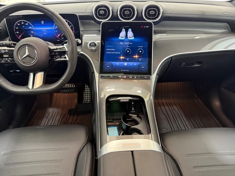 Mercedes-Benz GLC Vehicle Image 9