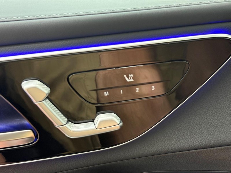 Mercedes-Benz GLC Vehicle Image 9