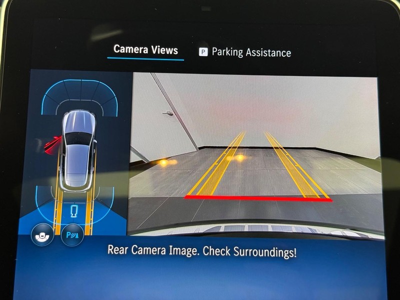 Mercedes-Benz GLC Vehicle Image 13