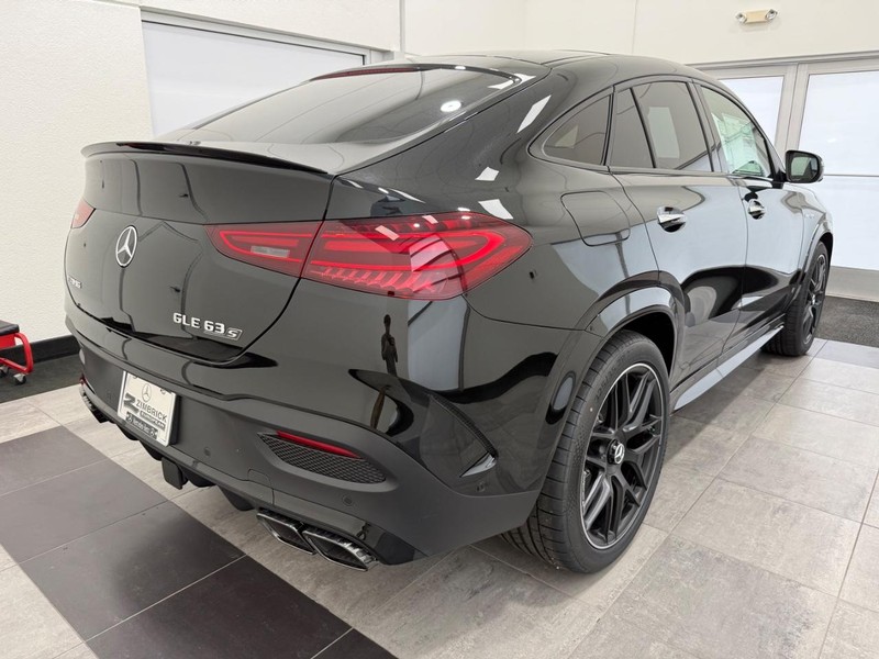 Mercedes-Benz GLE Vehicle Image 2