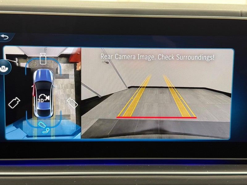 Mercedes-Benz GLE Vehicle Image 14