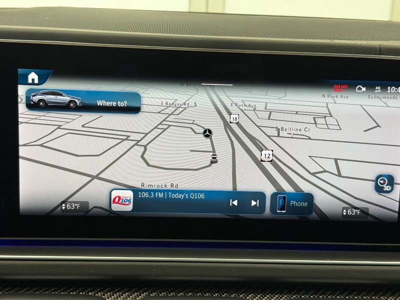 Mercedes-Benz GLE Vehicle Image 16