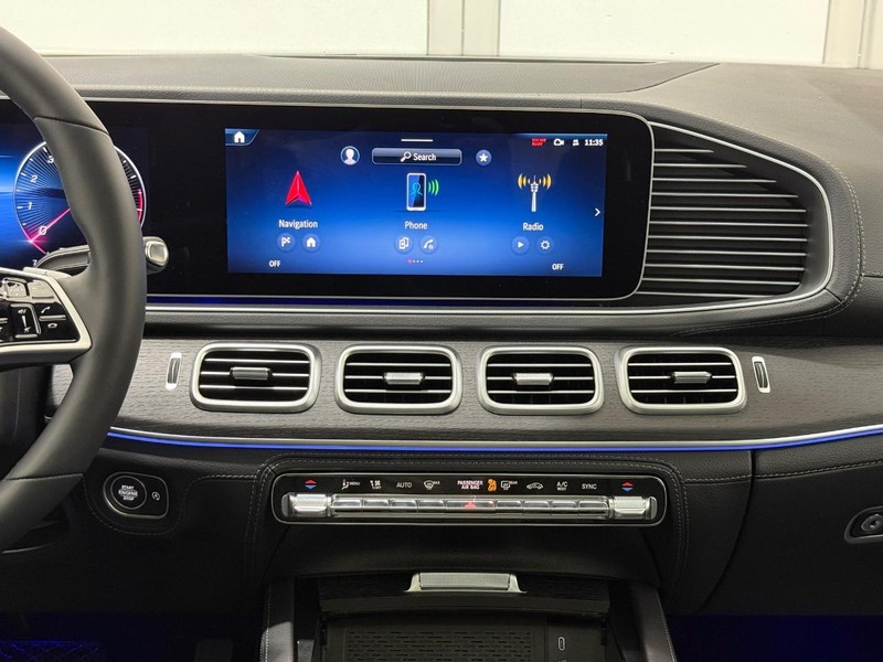 Mercedes-Benz GLE Vehicle Image 7