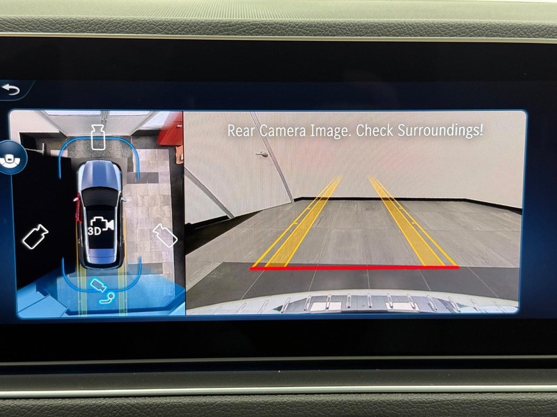 Mercedes-Benz GLE Vehicle Image 14