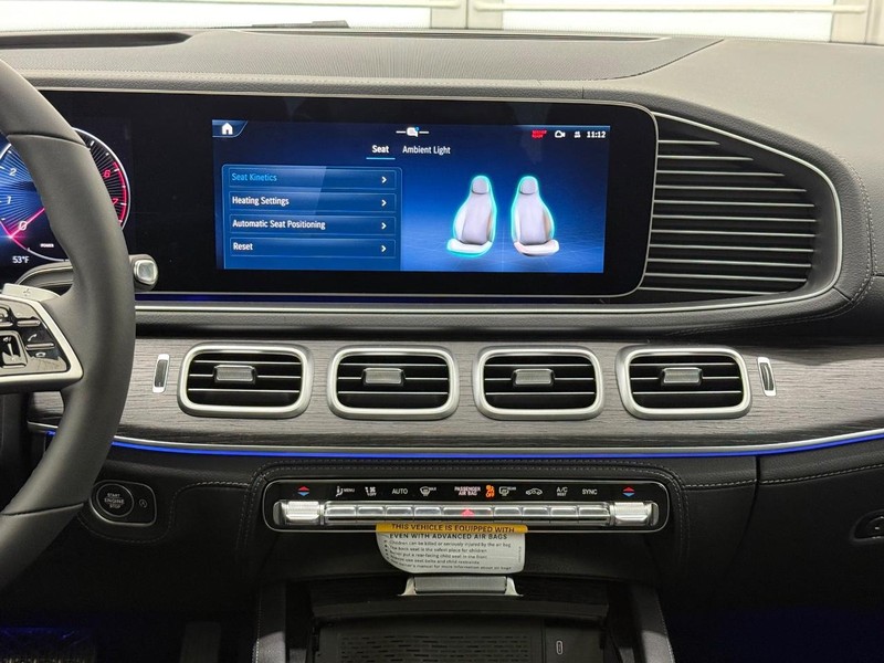 Mercedes-Benz GLE Vehicle Image 7