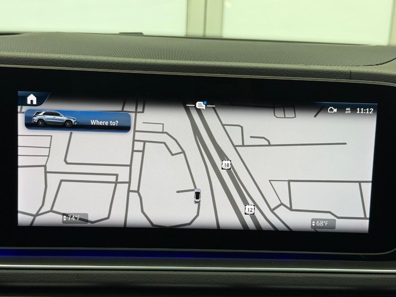 Mercedes-Benz GLE Vehicle Image 15