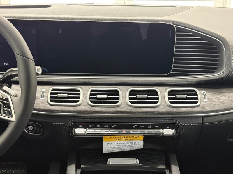 Mercedes-Benz GLE Vehicle Image 7