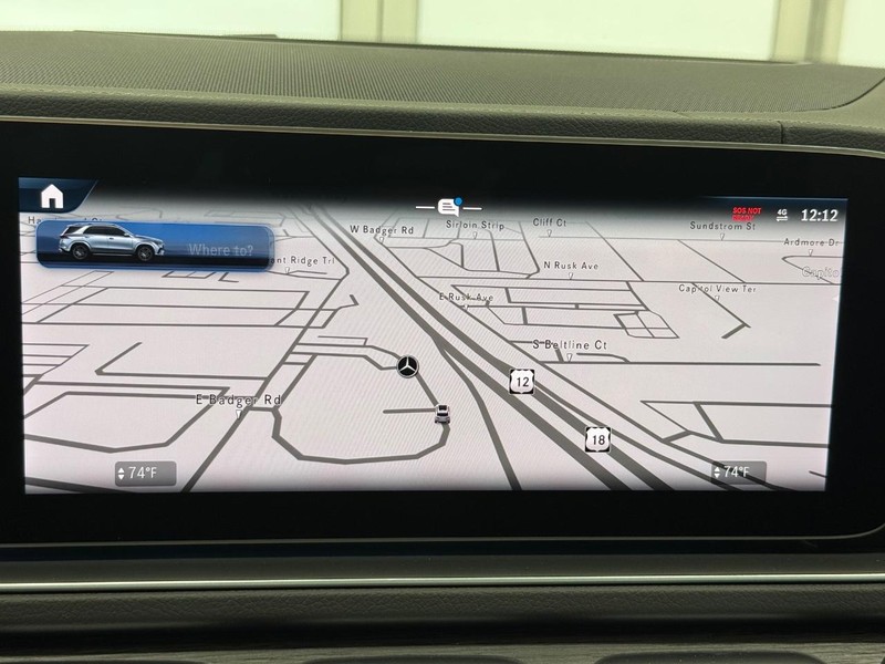 Mercedes-Benz GLE Vehicle Image 14