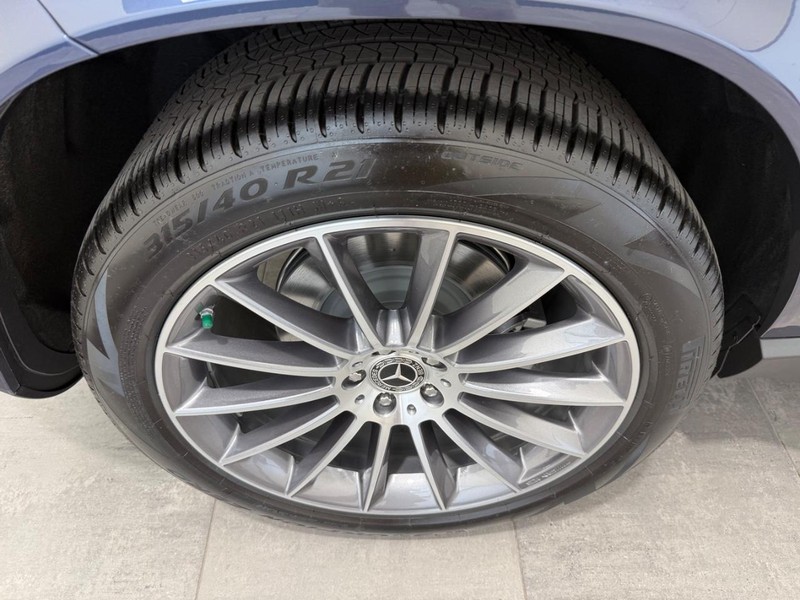 Mercedes-Benz GLE Vehicle Image 3