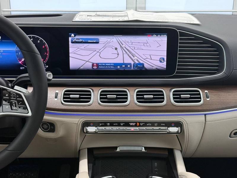 Mercedes-Benz GLE Vehicle Image 6