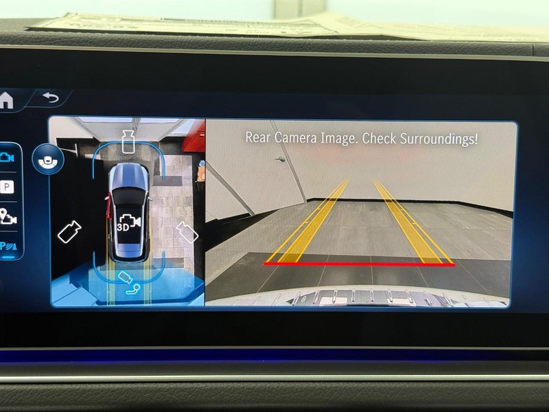 Mercedes-Benz GLE Vehicle Image 13