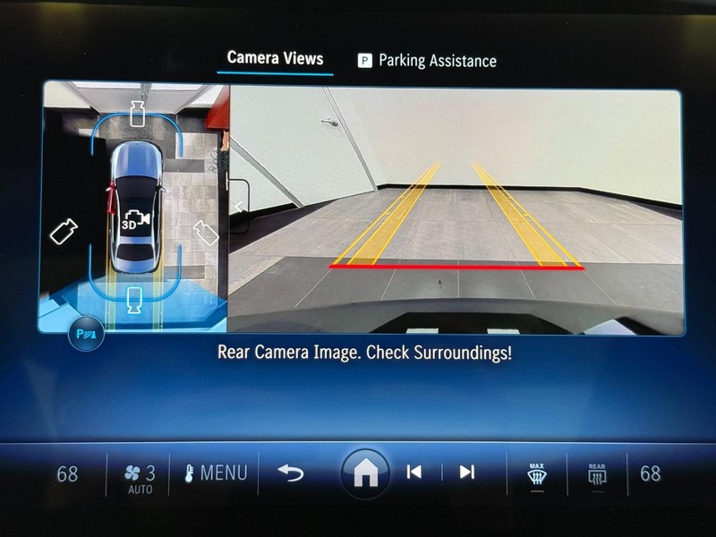 Mercedes-Benz E-Class Vehicle Image 13