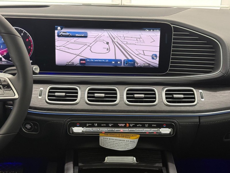 Mercedes-Benz GLE Vehicle Image 7