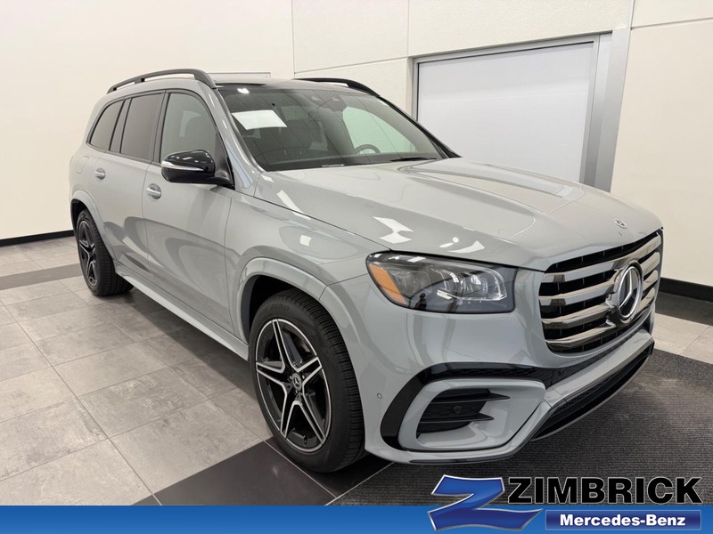 Mercedes-Benz GLS Vehicle Full-screen Gallery Image 01